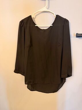 ezra Black Long Sleeve Lightweight Blouse